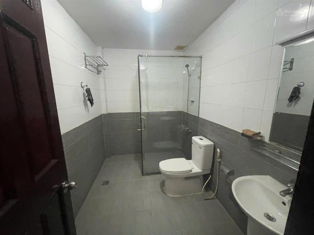 Nhà riêng ngõ phố kim đồng giải phóng dt60m2x4t giá 25tr