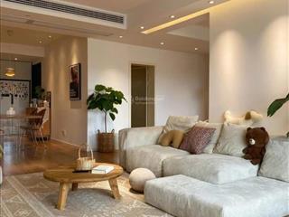 Cho thuê căn hộ tại tòa hong kong tower  243a đê la thành, 107m2, 3pn, có đồ, giá từ 22tr/tháng