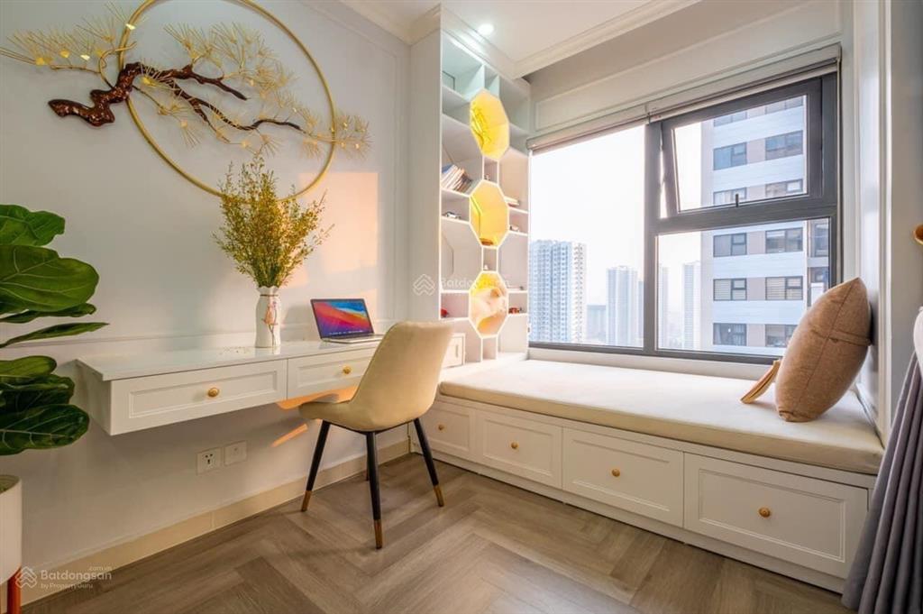Cho thuê căn hộ tại hong kong tower, dt 75m2,2 phòng ngủ,đủ đồ, giá chỉ từ 18tr/th.  0972 709 ***