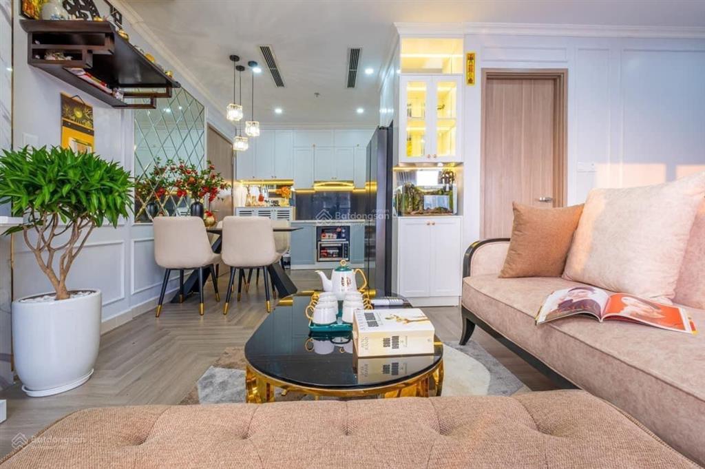 Cho thuê căn hộ tại hong kong tower, dt 75m2,2 phòng ngủ,đủ đồ, giá chỉ từ 18tr/th.  0972 709 ***