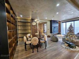 Cho thuê gấp căn hộ chung cư green diamond93 láng hạ, 145m2, 3pn, đủ đồ, tầng cao.  0972 709 ***
