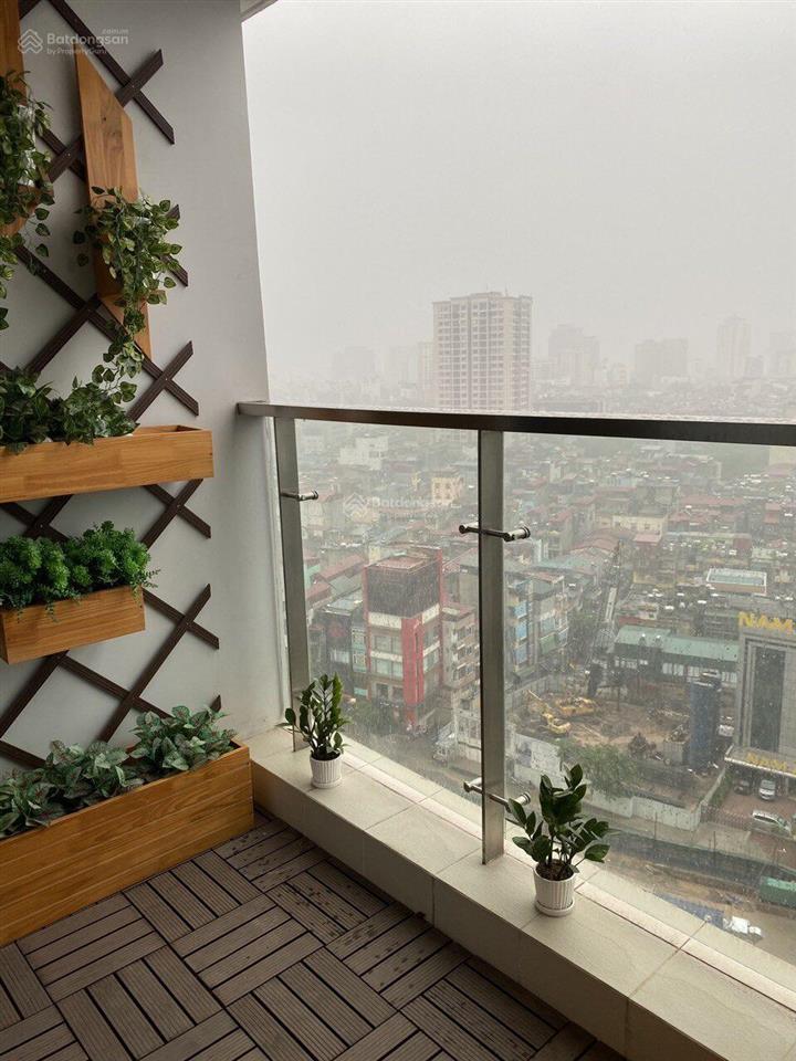 Bán chcc lancaster 20 núi trúc, studio 45m2, tầng cao full đồ, view đẹp.  0972 709 ***