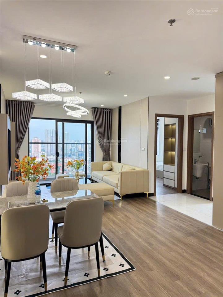 Cho thuê chcc vinhomes metropolis29 liễu giai 2pn, 80m2 full đồ, giá thuê cực tốt.  0972 709 ***