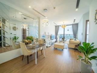 Cho thuê căn hộ vinhomes nguyễn chí thanh, 130m2, 3pn, đủ đồ,tầng cao, view thoáng.  0972 709 ***