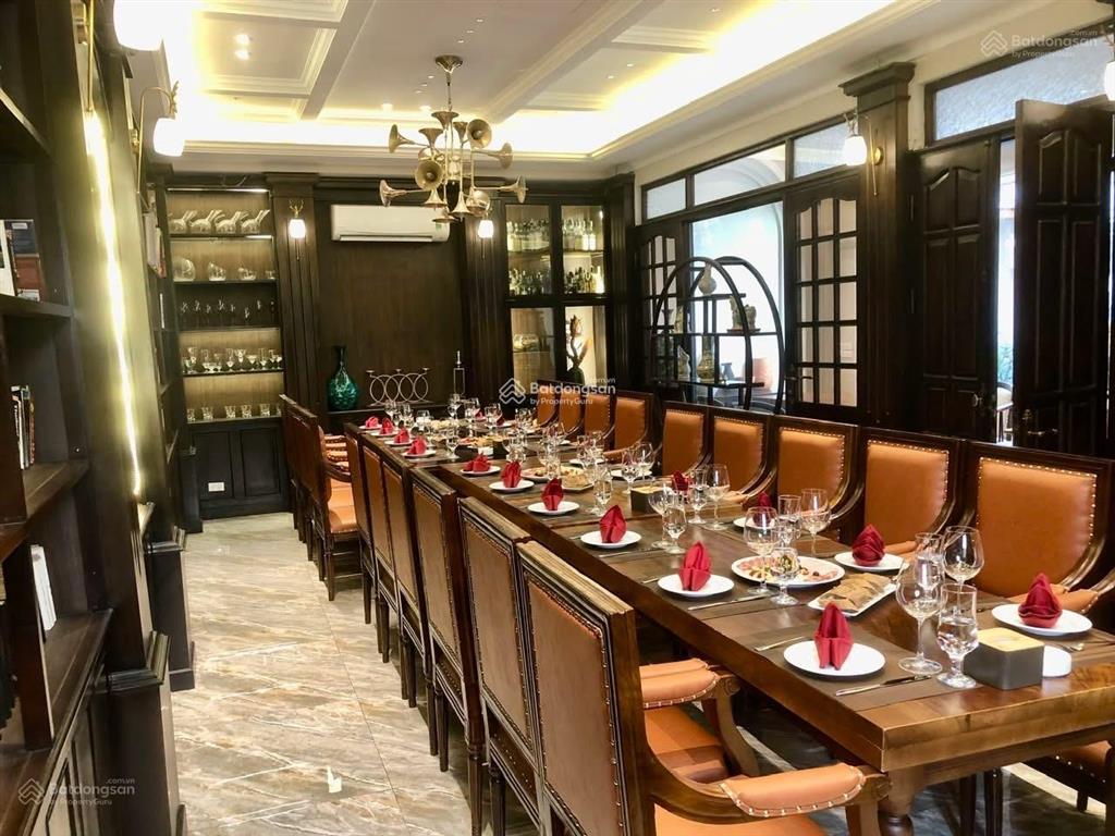 Cho thuê nhà mặt phố trần hưng đạo, diện tích 500m2, 2 tầng, mặt tiền 15m, view đẹp