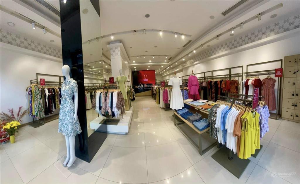 Cho thuê nhà mặt phố xuân la diện tích 500m2, 3 tầng, mặt tiền 40m lô góc, view đẹp nhất phố