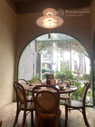 Cho thuê nhà mặt phố lương ngọc quyến diện tích 235 m2, 3 tầng, mặt tiền 8m, nhiều tiện ích