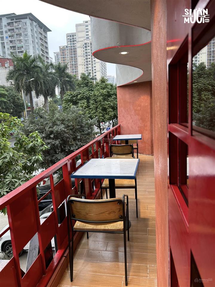 Cho thuê nhà mặt phố xuân la diện tích 200m2, 2 tầng, mặt tiền 11m