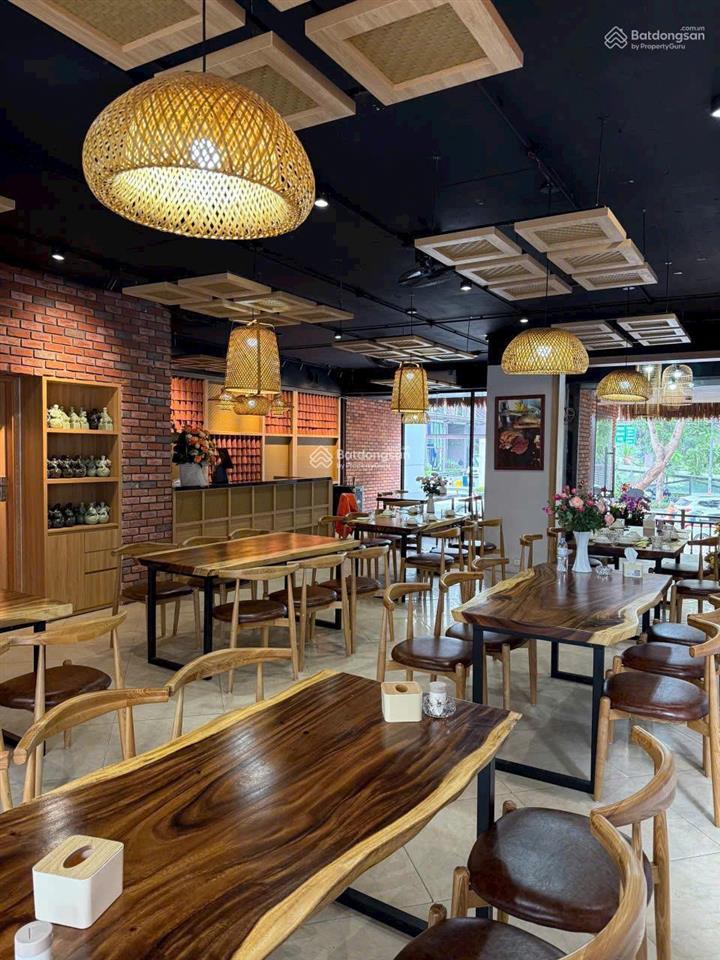 Cho thuê nhà mặt phố bạch mai diện tích 190m2, 2 tầng, mặt tiền 15m, giá 80tr