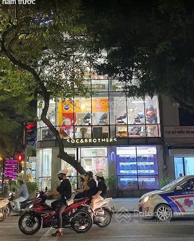 Cho thuê nhà mặt phố vạn phúc mặt tiền lô góc, diện tích 240 m2, 1 tầng