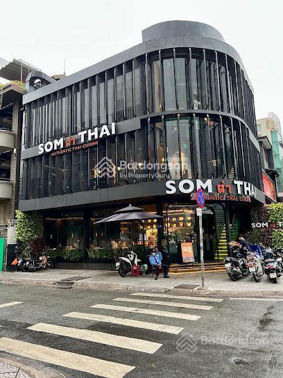 Cho thuê nhà mặt phố ngô thì nhậm diện tích 680 m2, 1 tầng, mặt tiền 25m