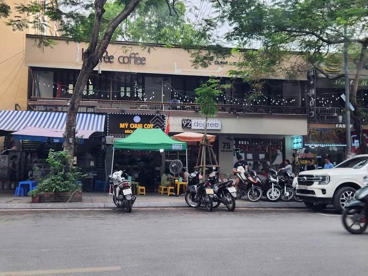 Cho thuê gấp nhà mặt phố lạc long quân diện tích 500m2, mặt tiền 15m