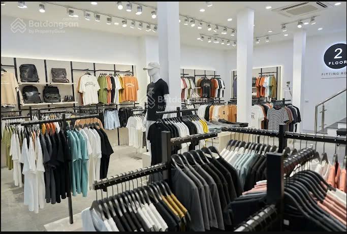 Cho thuê nhà mặt phố cầu giấy diện tích 300m2, 2 tầng, mặt tiền 8m
