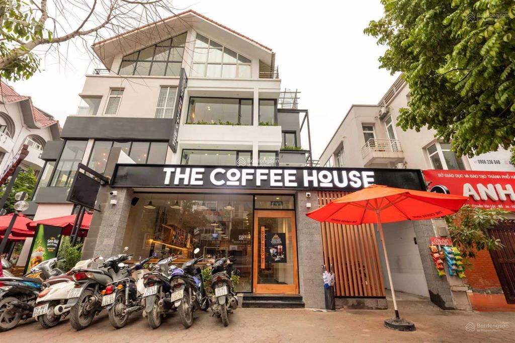 Cho thuê nhà mặt phố liễu giai diện tích 120 m2, 3 tầng, mặt tiền 8m, vị trí đẹp