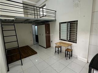 Cho thuê căn góc 35m2 gác xép ở văn la  văn phú. nhà nhiều sv phenika, đại nam, nguyễn trãi ở.