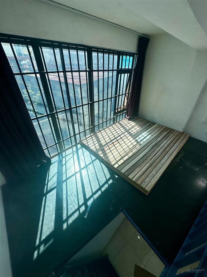 Cho thuê phòng full trang bị gần lacasta văn phú, ở được ngay. cc 0984 378 ***