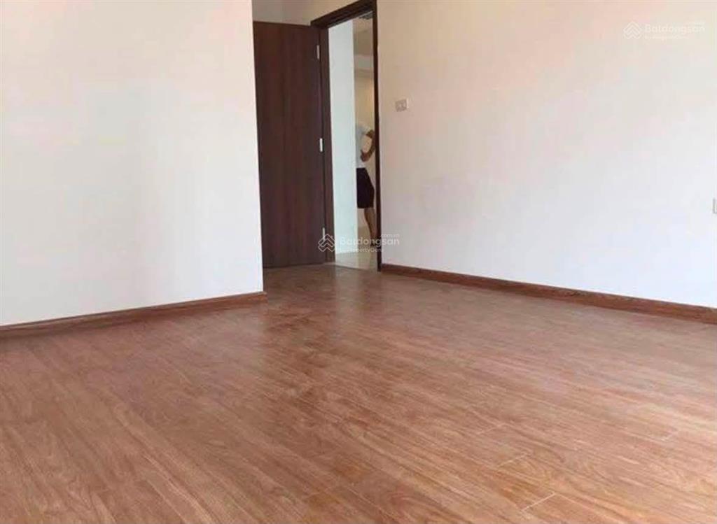Giá cực rẻ cho thuê căn hộ mulberry lane 2 phòng ngủ 90m2 đồ cơ bản chỉ 9tr/ tháng. 0969 029 ***