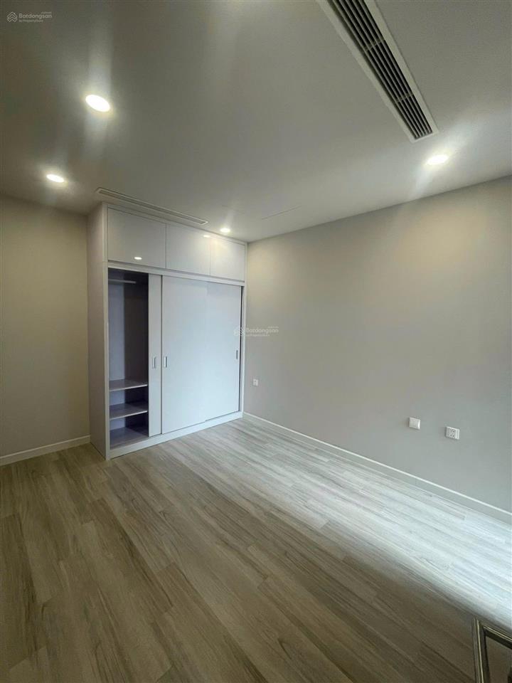 Chủ nhà cho thuê căn hộ brg lê văn lương 3 ngủ 110m2 đồ cơ bản và full đồ chỉ tu 21tr/th 0969 029 ***