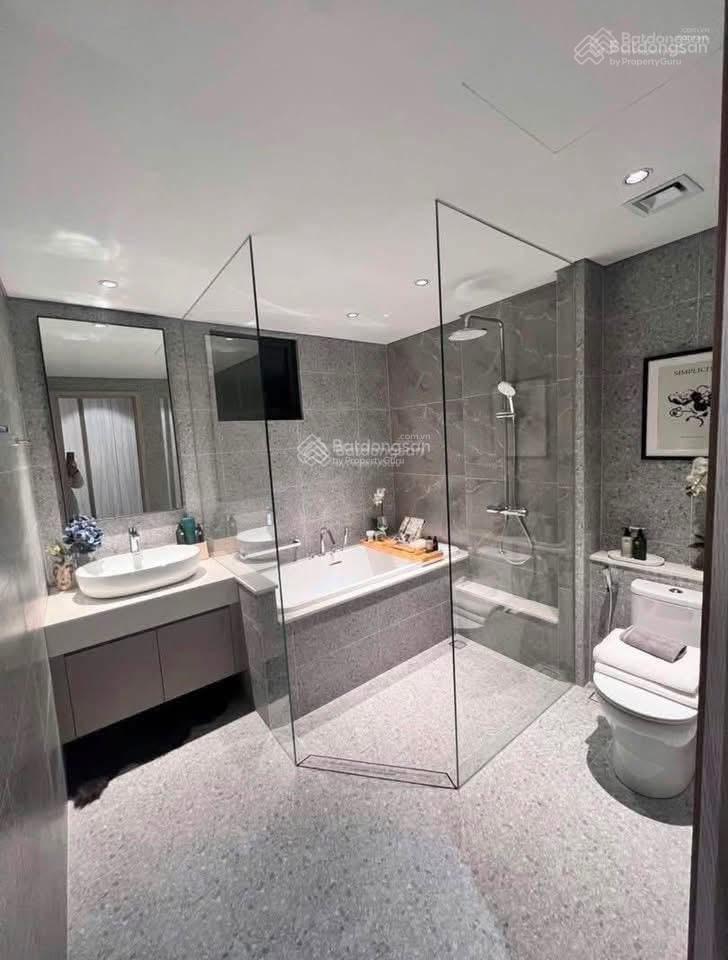 Giá cực rẻ cho thuê gấp căn hộ hateco laroma, 96m2, 2 ngủ 2wc full đồ chỉ 20tr/tháng 0969 029 ***