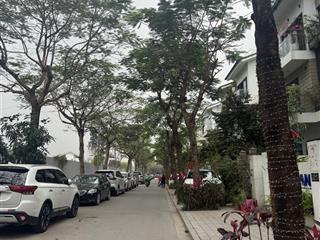 Chính chủ gửi bán biệt thự khu an vượng  hà đông . hướng đẹp  vị trí đẹp