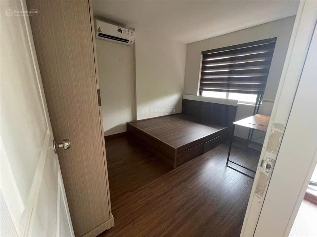 Căn hộ 67m2 full đồ đẹp cần bán