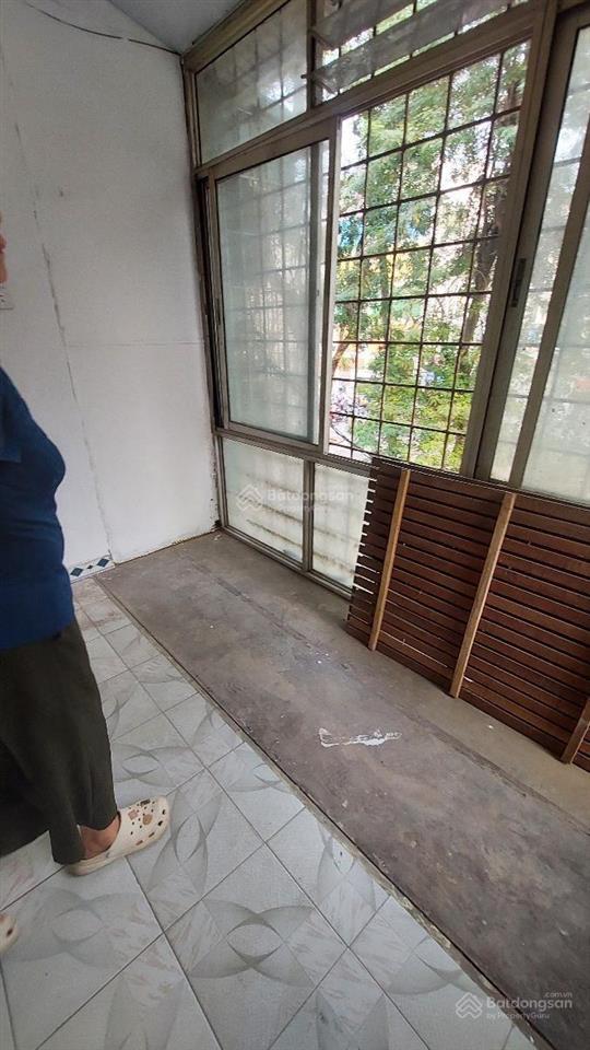Tập thể kim liên, khu b, mặt phố, t3, 45 m2 (30 m2 sổ), 1 ngủ, 3.x t/ỷ.