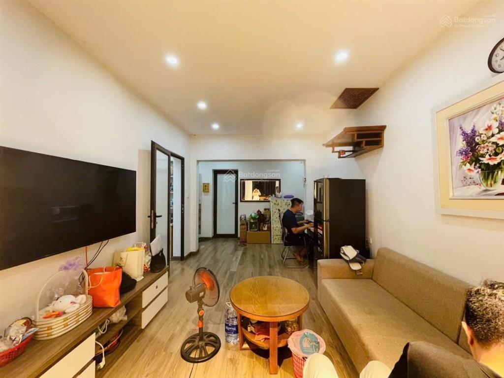 Tập thể láng hạ, hoàng ngọc phách, t3, mặt phố, 100m2, (50 m2 sổ), 5. x tỷ