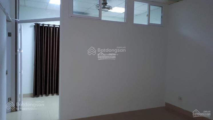 Phòng ở studio cao cấp 30m2, mặt đường ô tô, khu biệt thự thọ tháp