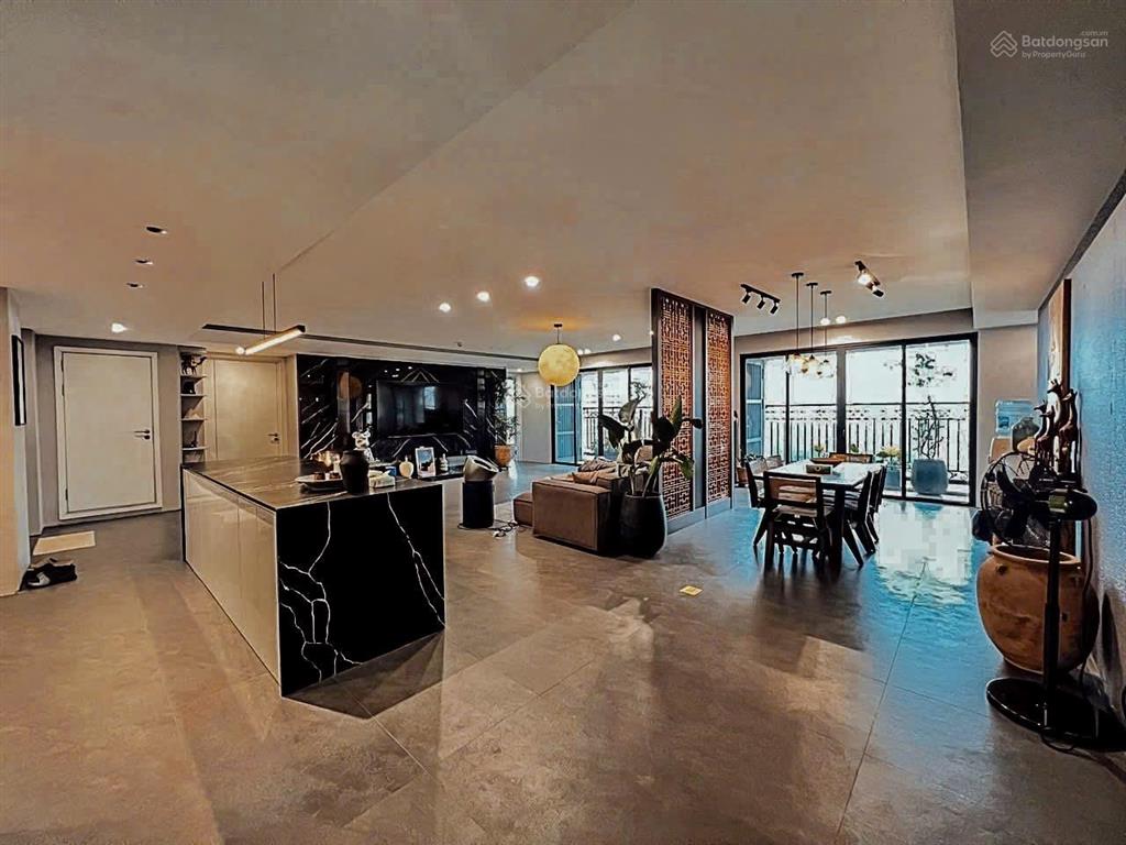 Cho thuê chcc tại sun grand city căn hộ 125m2  3pn full đồ, view trọn hồ tây, chỉ 35tr/tháng
