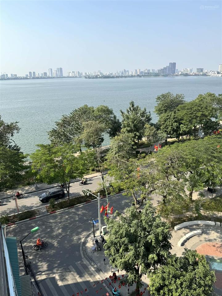 Cho thuê chcc tại sun grand city căn hộ 125m2  3pn full đồ, view trọn hồ tây, chỉ 35tr/tháng