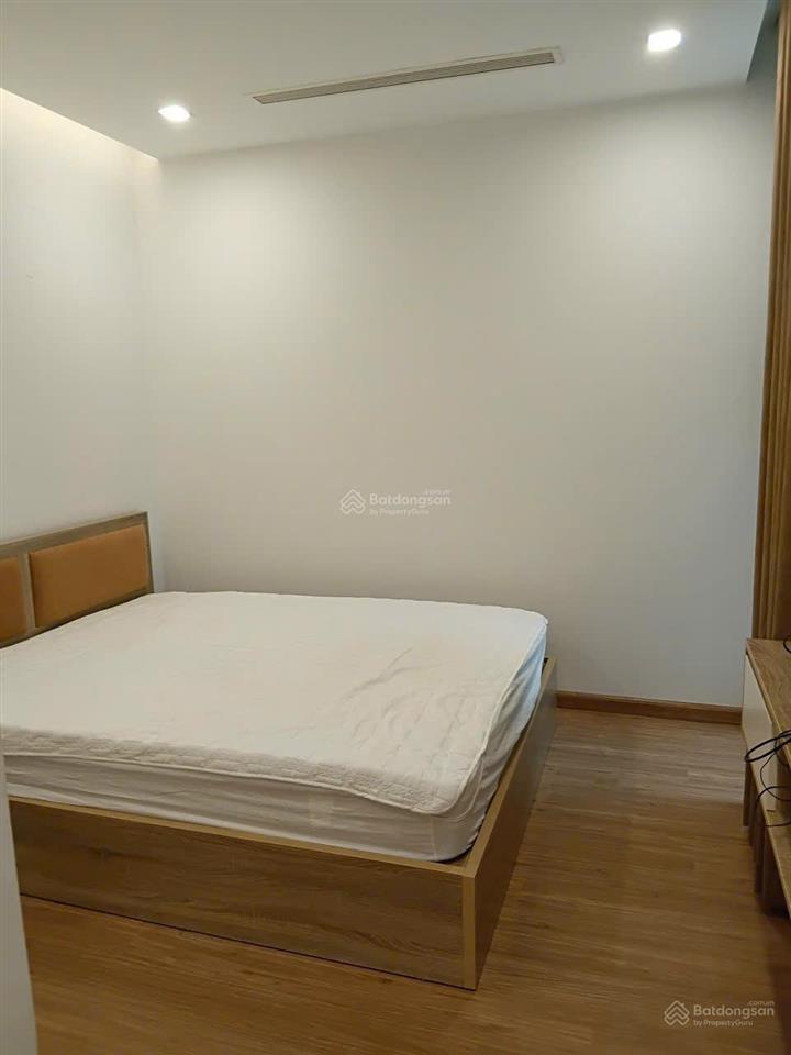 Cho thuê căn hộ 2pn  78m2 tại vinhomes metropolis  29 liễu giai, giá chỉ 20tr/th,  0973 077 ***