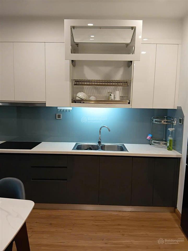 Cho thuê căn hộ 2pn  78m2 tại vinhomes metropolis  29 liễu giai, giá chỉ 20tr/th,  0973 077 ***