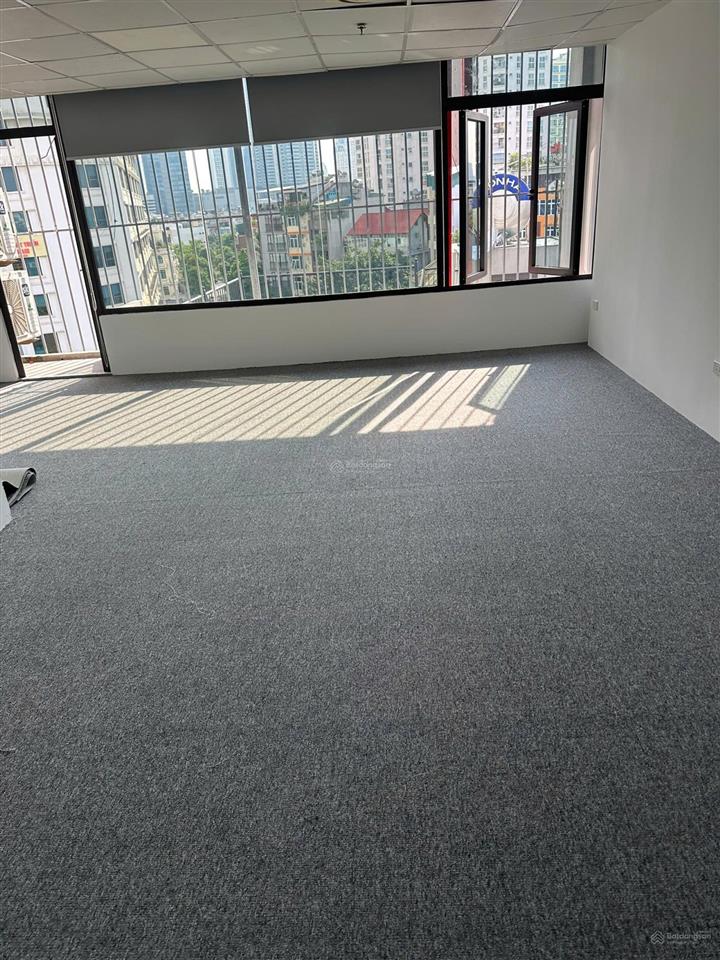Cho thuê văn phòng 110m2, phố yên hòa, hà nội