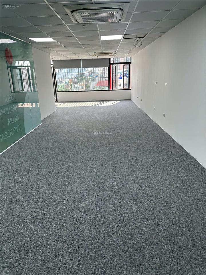 Cho thuê văn phòng 110m2, phố yên hòa, hà nội