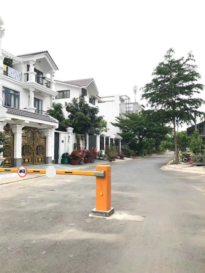 Đất nền sổ đỏ cá nhân kdc t30 đường phạm hùng nd xã bình hưng bình chánh, giá 64tr/m2 