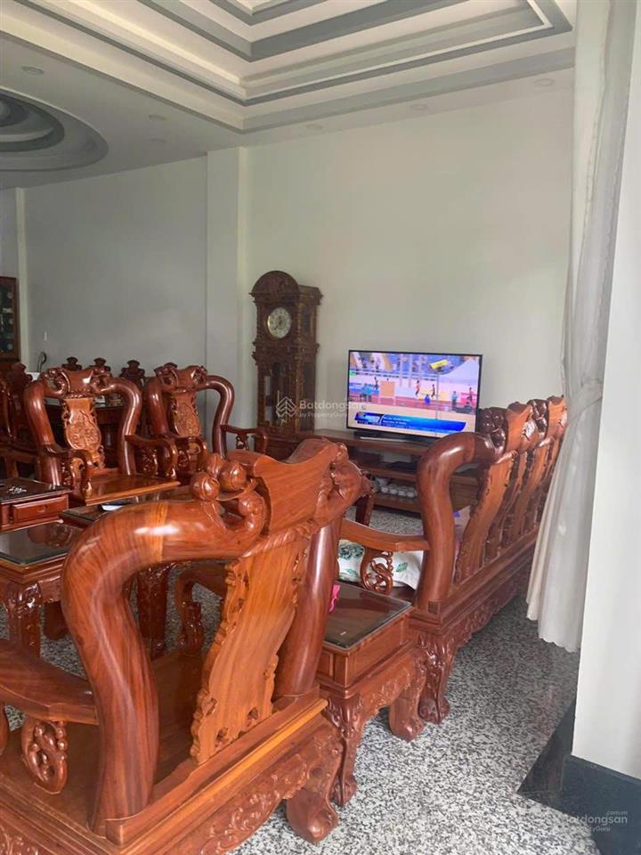 Biệt thự kdc đại phúc view công viên dt 10x20m hầm trệt 2 lầu áp mái giá 19 tỷ