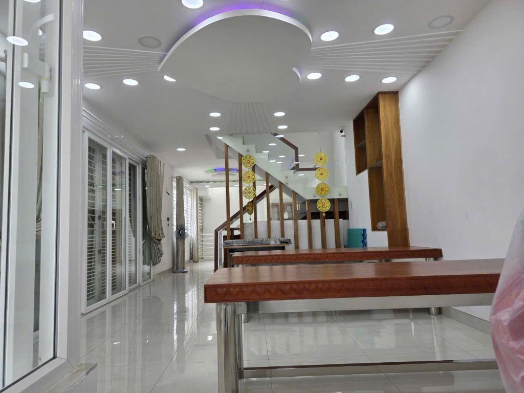 Cho thuê nhà nguyên căn KDC T30 Bình Hưng - DT 110m, hầm trệt 2 lầu sân thượng - 25tr/tháng