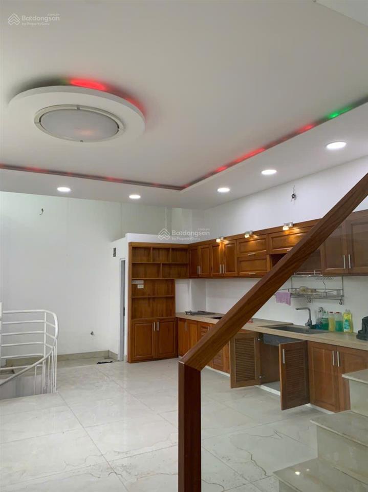 Cho thuê nhà nguyên căn kdc t30 bình hưng  dt 110m, hầm trệt 2 lầu sân thượng  25tr/tháng