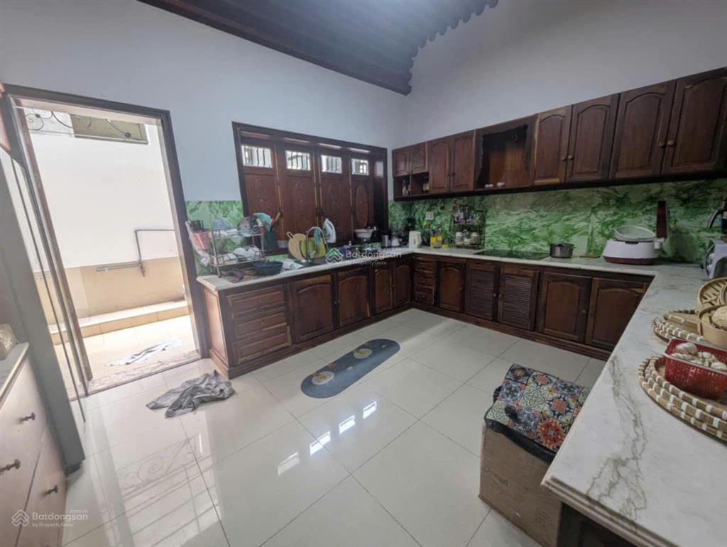 Biệt thự góc dt 297m2 hầm trệt lửng 2 lầu sân thượng view công viên kdc đại phúc  nhìn là mê.