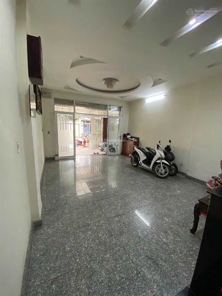 Cho thuê nhà nguyên căn kdc 6b intresco trệt, 3 lầu, sân thượng, giá 20 triệu/tháng
