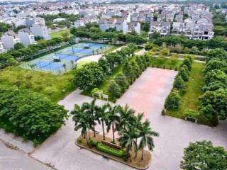 Bán căn hộ gia hòa nt đủ 140 m công 36m sân vươn công 50m gác tổng diện tích sử dụng 226m giá 9ty