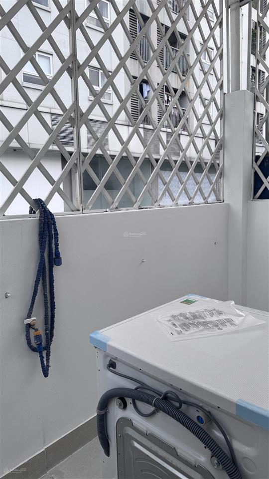 Nhà phố đường phan văn hớn vào 100m 1tr 2 lầu