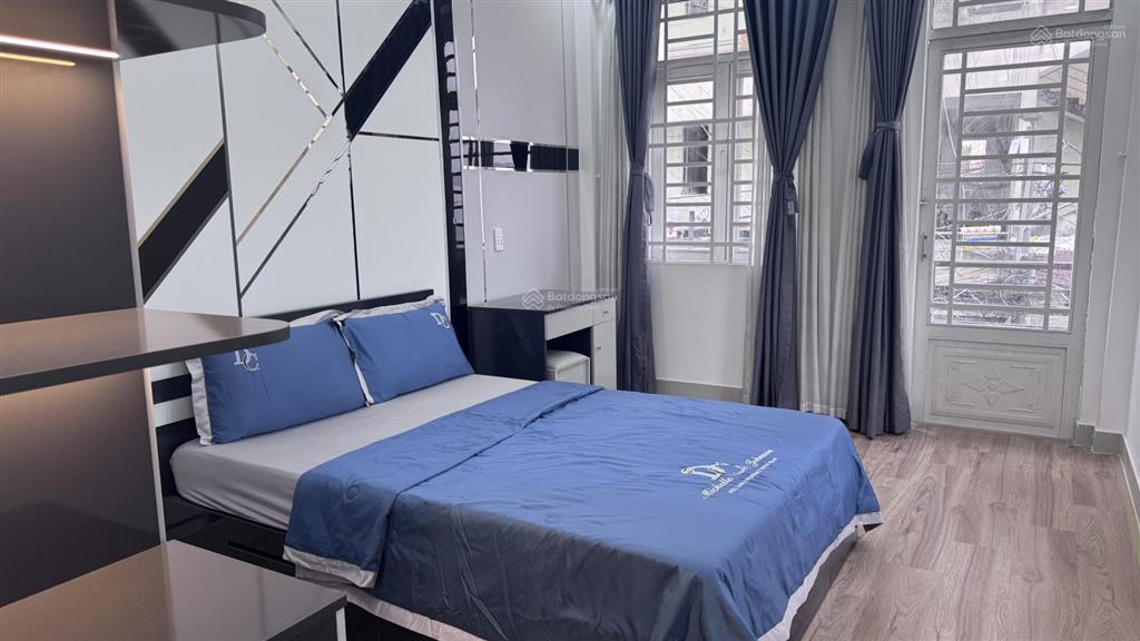 Nhà phố đường phan văn hớn vào 100m 1tr 2 lầu