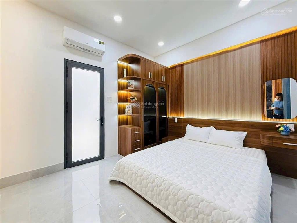 Nhà đẹp huỳnh văn nghệ p15 tân bình