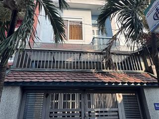 Nhà 3 lầu đường nguyễn văn quá phường dht quận 12