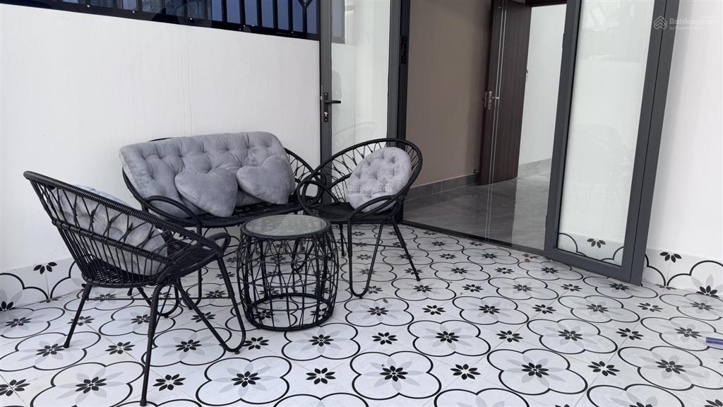 Bán nhà gấp 4 tầng lầu đường lê thị riêng, quận 12