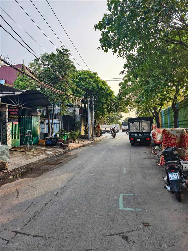Bán nhà 3 tầng đường lê thị riêng quận 12