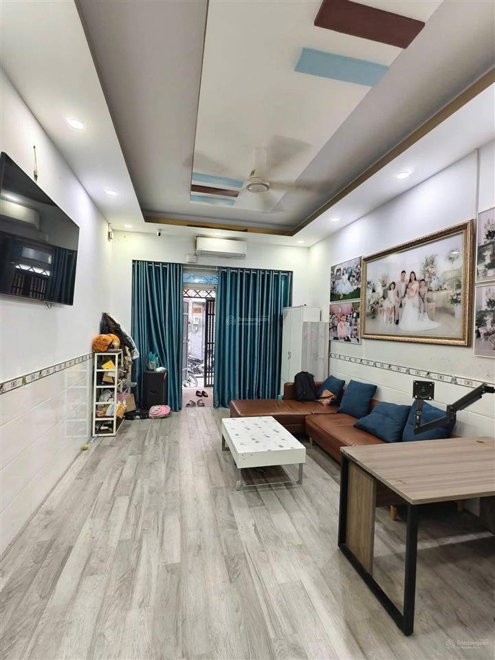 Bán nhà 3 tầng đường lê thị riêng quận 12