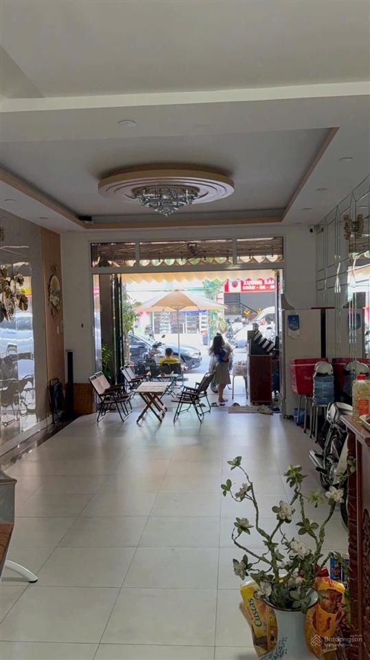 Bán nhà mặt tiền đường đông hưng thuận 10