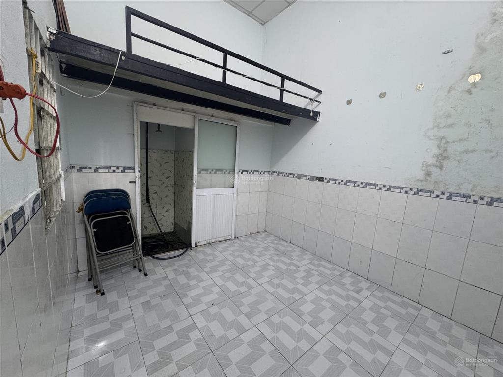 Cho thuê nhà mặt tiền đường đông hưng thuận 17 quận 12